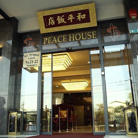 Peace House Aparthotel Dobroesti Eksteriør bilde